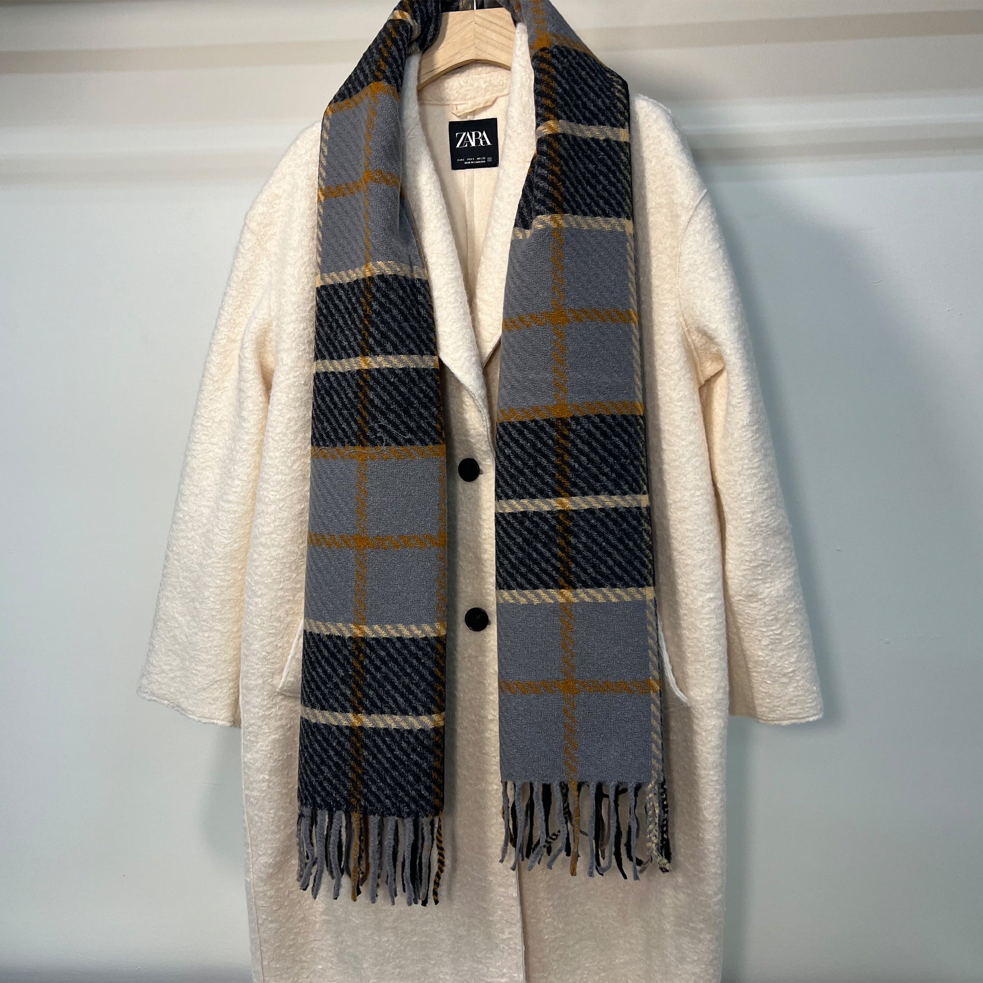 Women’s Striped Scarf | Cozy Stylish Winter Accessory