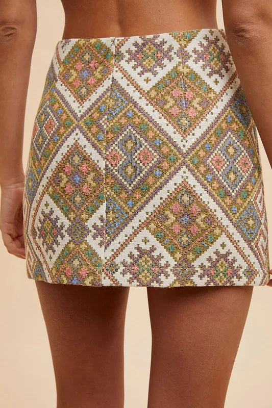 Woven Jacquard Mini Skirt | Elegant Textured Women’s Fashion